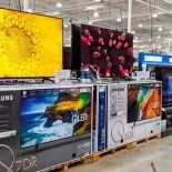 Las dos principales cadenas de supermercados del país cuentan con grandes ofertas en televisores. Las dos principales cadenas de supermercados del país cuentan con grandes ofertas en televisores.