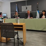 La Corte Suprema confirmó la condena del excomisario rionegrino Néstor Gustavo Luna por abuso sexual contra una menor y dio por cerrada la vía de reclamos judiciales. La Corte Suprema confirmó la condena del excomisario rionegrino Néstor Gustavo Luna por abuso sexual contra una menor y dio por cerrada la vía de reclamos judiciales.