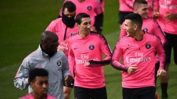 Di María y Paredes fueron aislados del plantel de PSG por posible coronavirus.