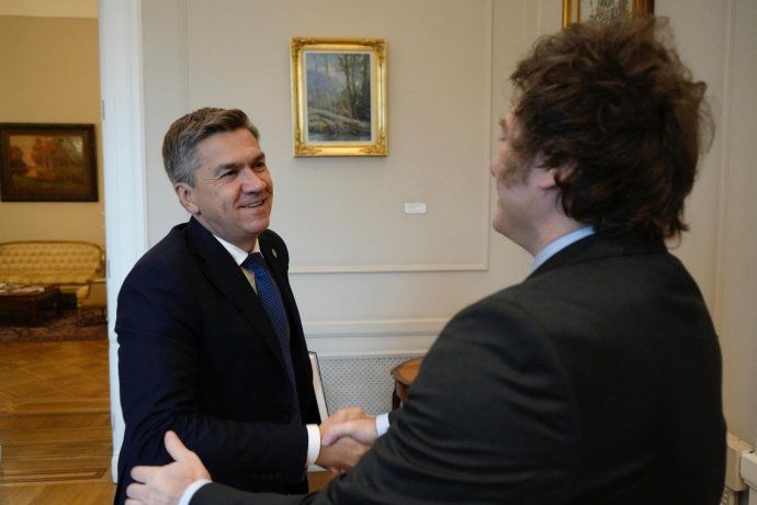 Javier Milei junto al gobernador de Chaco, Leandro Zdero.