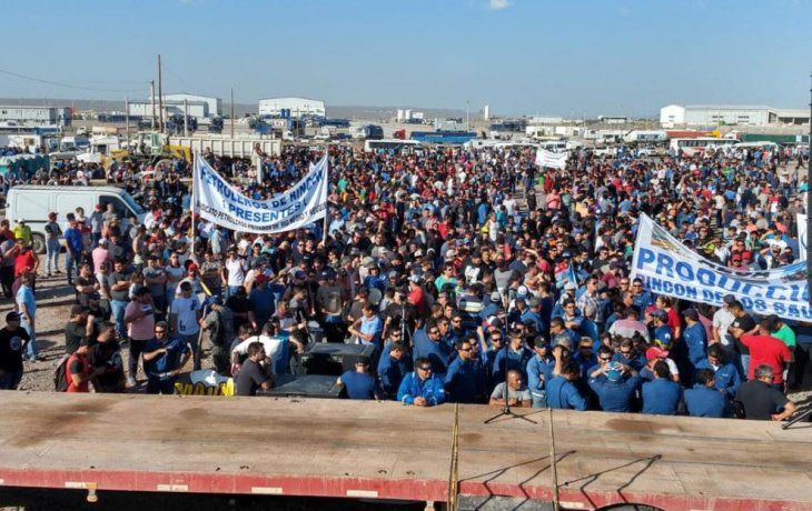 petroleros se declaran en estado de alerta por limites a subsidios en vaca muerta