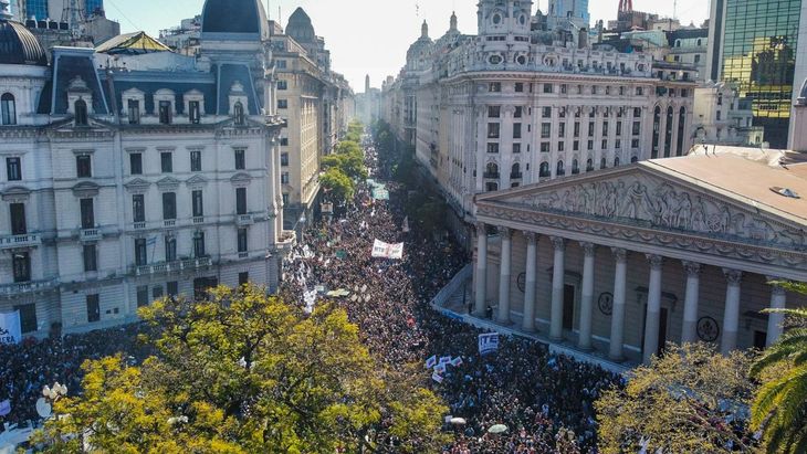 marcha atentado cristina (4).jpeg