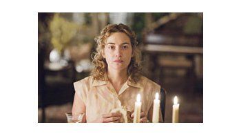 ámbito.com | Kate Winslet como Hanna en «El lector», de Stephen Daldry, papel que le valió el Oscar como Mejor Actriz.