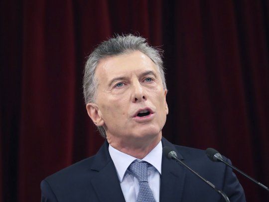 MACRI.jpg