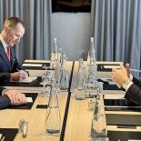 Tristán Pascall y Pablo Quirno, mano a mano. Con el avance de Taca Taca y la posible presentación al RIGI en los próximos meses, First Quantum busca consolidar su presencia en el país y posicionar a la Argentina como uno de los nuevos polos cupríferos del mundo. Tristán Pascall y Pablo Quirno, mano a mano. Con el avance de Taca Taca y la posible presentación al RIGI en los próximos meses, First Quantum busca consolidar su presencia en el país y posicionar a la Argentina como uno de los nuevos polos cupríferos del mundo.