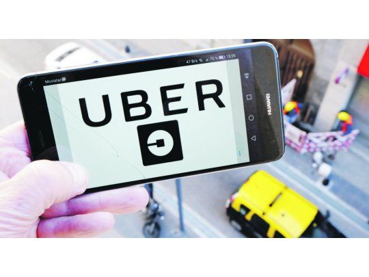 Pulseada. La disputa entre Uber y los taxistas sigue abierta a pesar de la decisión de la Corte Suprema. En CABA el servicio no está autorizado.
