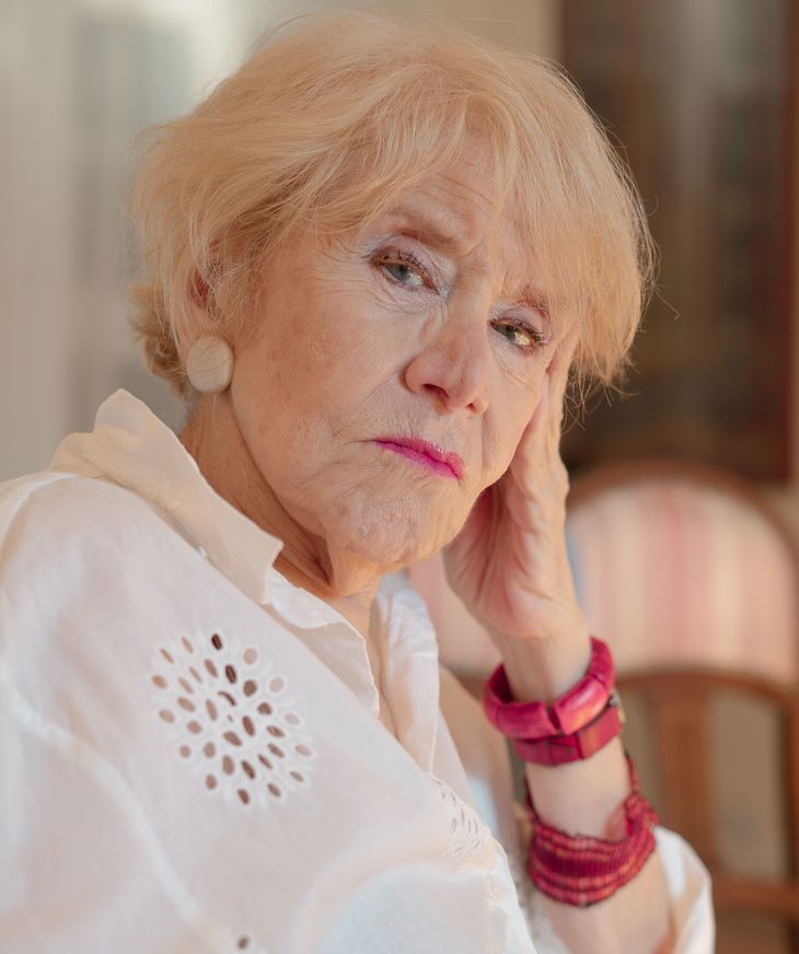 Tritek returns with a work about the aristocracy of the 1920s