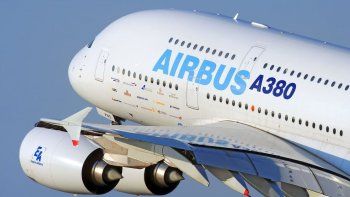 Las entregas el año pasado subieron un 7,9% en comparación con los 800 aviones que despachó en 2018.
