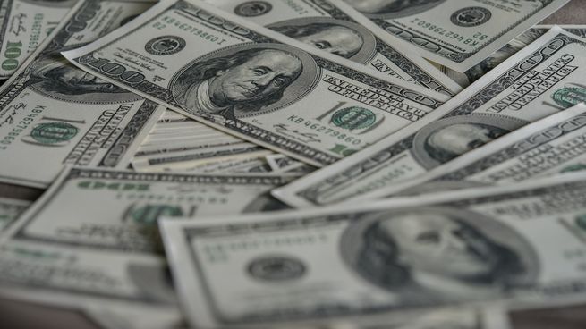 billie-dollar-money-background.jpg