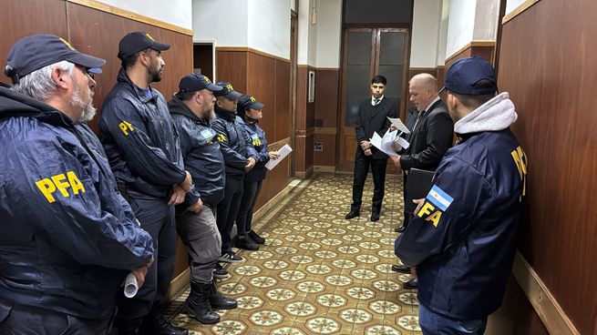 El operativo fue coordinado por el Ministerio Público bonaerense junto a fiscalías especializadas y distintas fuerzas de seguridad.