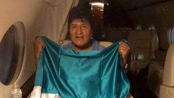 El presidente de Bolivia fue obligado a renunciar luego de golpe cívico militar, y actualmente tiene asilo político en México.