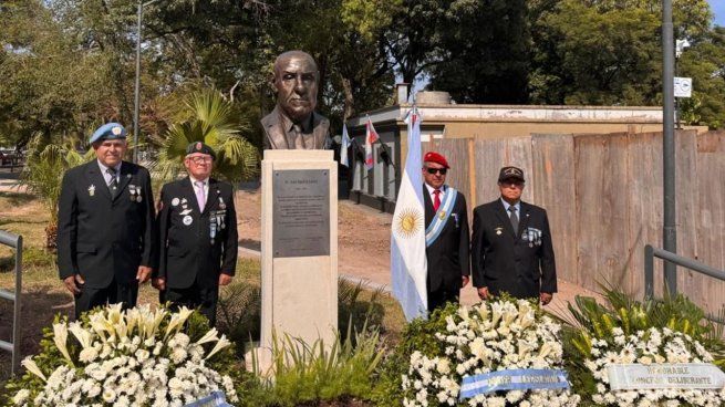 Rindieron homenaje a Juan Aguirre Lanari.