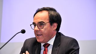 El ministro de Ambiente Robert Bouvier defendió el Proyecto Arazatí frente al Parlamento uruguayo.