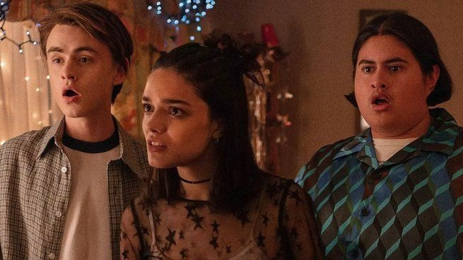 A24 studio released the trailer for “Y2K,” a comedy about the computer apocalypse