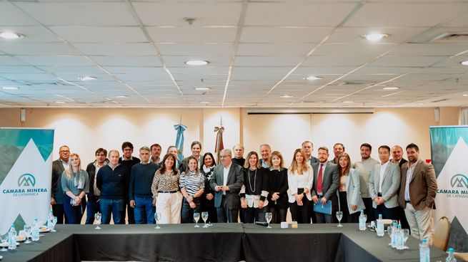 La Cámara Minera de Catamarca celebró el Día Nacional de la Industria Minera con el gobierno provincial.