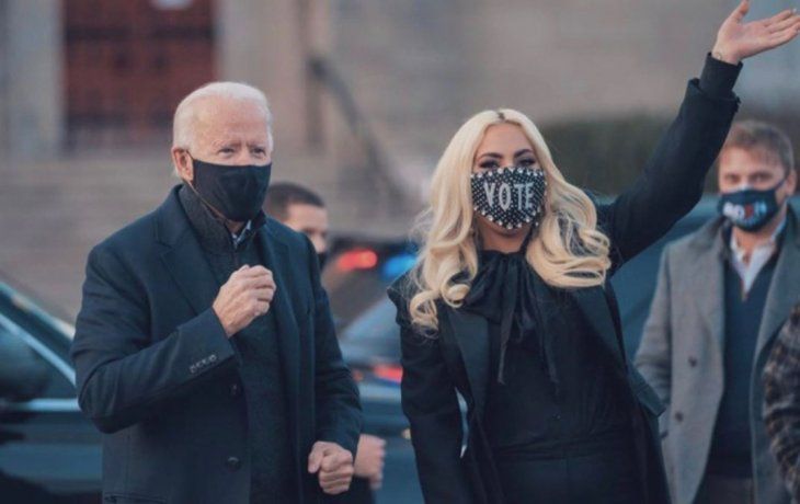 Biden, con Lady Gaga.