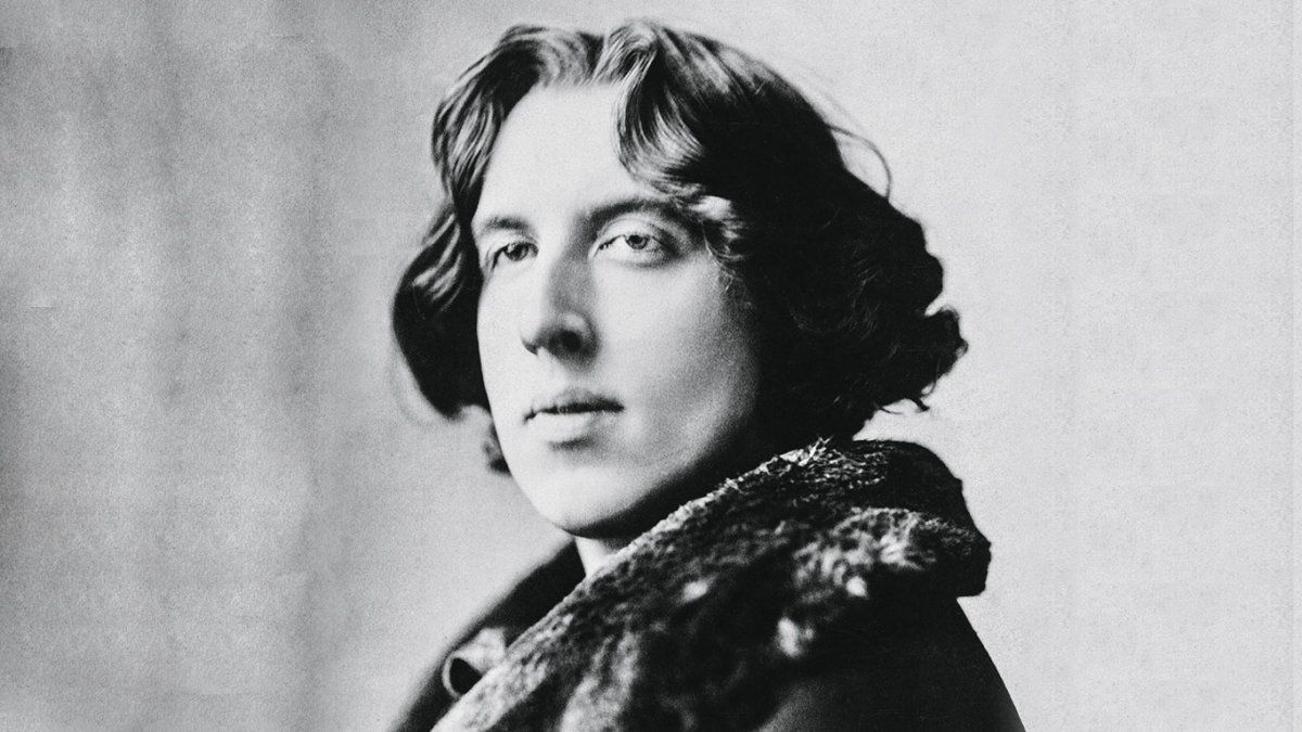 Se publican "Los procesos de Oscar Wilde", juicio al que fue sometido por ser homosexual