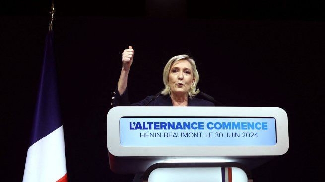 Marine Le Pen consiguió la victoria en la primera vuelta, pero necesita la mayoría absoluta