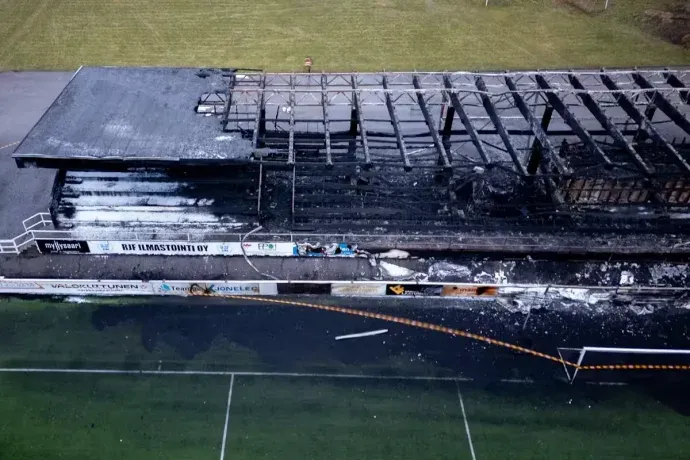 El estadio del FC Haka qued&oacute; gravemente da&ntilde;ado tras el incendio.