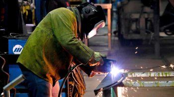 en la provincia de buenos aires se pusieron en marcha 33 parques industriales en 2020 y 2021 en la provincia de buenos aires se pusieron en marcha 33 parques industriales en 2020 y 2021