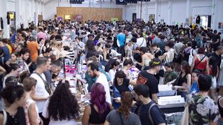 Desde su inicio en 2018, ha apoyado a más de 900 proyectos editoriales, permitiendo la circulación de publicaciones alternativas. Desde su inicio en 2018, ha apoyado a más de 900 proyectos editoriales, permitiendo la circulación de publicaciones alternativas.