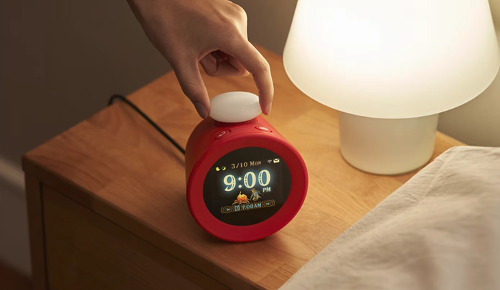 With retro design and modern technology, this Nintendo device revolutionizes the morning of millions of gamers worldwide. With retro design and modern technology, this Nintendo device revolutionizes the morning of millions of gamers worldwide.