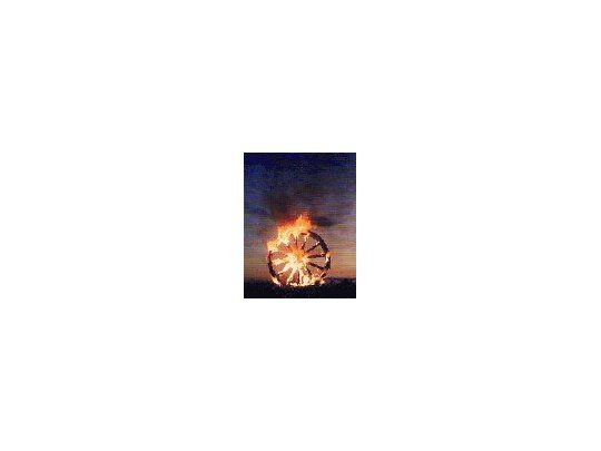 El fuego es el centro de bello rito de Doffo