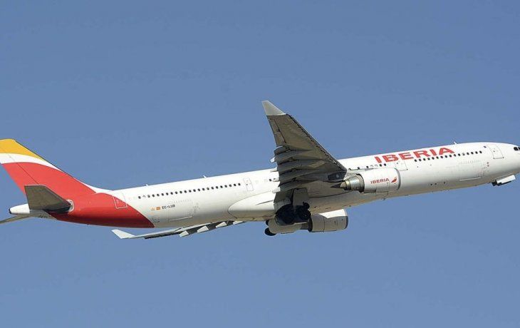 Iberia, parte del grupo IAG, es una de las compañías que adoptó el sistema de coberturas (hedging) para su combustible en Europa. Iberia, parte del grupo IAG, es una de las compañías que adoptó el sistema de coberturas (hedging) para su combustible en Europa.
