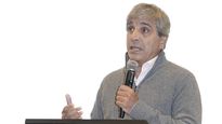 Luis Caputo expuso en BATEV 2026, el encuentro de la construcción y el real estate organizado por CEDU y AEV en La Rural. El ministro puso el foco en el desarrollo del crédito hipotecario y la movilización de los dólares fuera del sistema financiero
