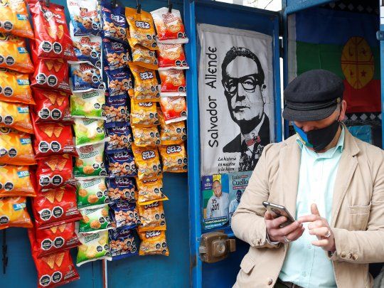 EXPECTATIVA. La memoria de Salvador Allende se actualizó más que nunca a raíz del proceso constituyente que parece a punto de acabar con el legado pinochetista.