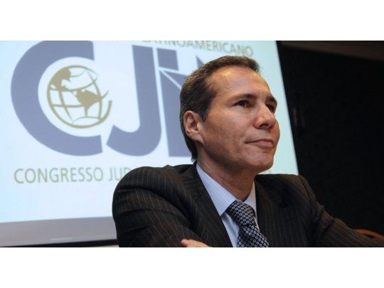 Ordenan reabrir la denuncia de Nisman contra Cristina