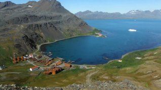 Ambos sismos fueron en zonas remotas y sin consecuencias para la población.