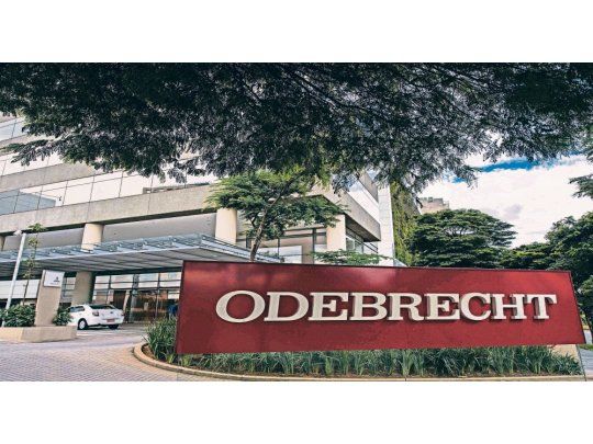 observada. La empresa Odebrecht mantiene la puerta abierta para acuerdo global.