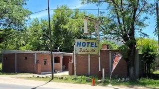 Una pareja fue encontrada muerta en un hotel alojamiento de Córdoba. Una pareja fue encontrada muerta en un hotel alojamiento de Córdoba.