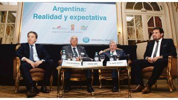 Alerta. Dujovne destacó que las reformas económicas deben ser acompañadas por la sociedad porque si no, Argentina podría “caer en un Gobierno que cierre la economía o utilice el impuesto inflacionario”. Foto: Ignacio Petunchi.