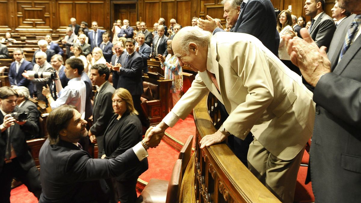 Leaders from across the political spectrum reacted to Lacalle Pou’s speech before the General Assembly