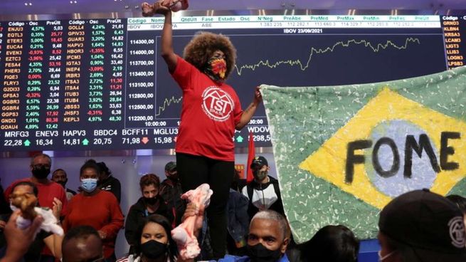 El Movimiento Sin Techo denunció la desigualdad profundizada por el gobierno de Bolsonaro.