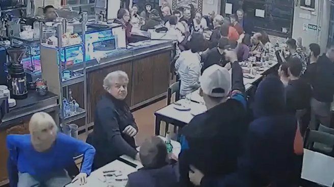 Así robaba en la pizzería porteña la banda de adolescentes que fue detenida por la Policía