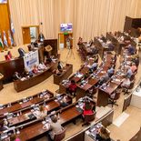 La última sesión del Parlamento Patagónico fue en 2024, por lo que La Pampa pide su reactivación. La última sesión del Parlamento Patagónico fue en 2024, por lo que La Pampa pide su reactivación.