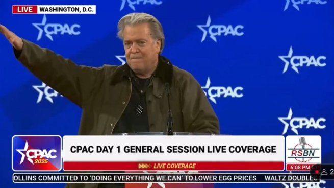 Steve Bannon realizó un saludo nazi tras su discurso en la conferencia CPAC.