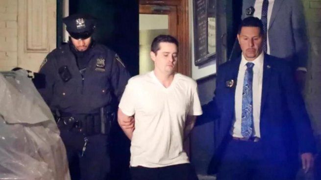 John Woeltz fue capturado por la policía local. 