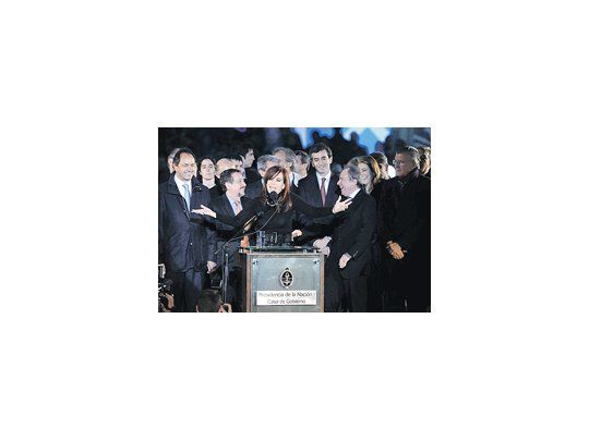Cristina de Kirchner durante la inauguración, ayer, de Tecnópolis, donde cuestionó a Mauricio Macri por los desencuentros con la instalación de esa feria en Capital.