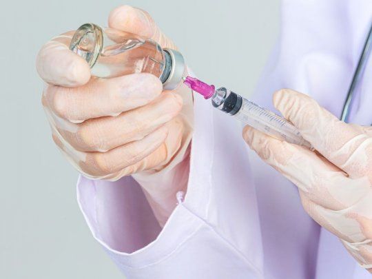(Imagen ilustrativa). La vacuna se encuentra en una Fase 3 de prueba.