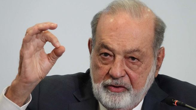  Carlos Slim Helú se opone a Pensión del Bienestar, IMSS e ISSSTE: Irracional