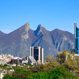 Las cinco mujeres de Monterrey que son familia y poseen la mayor fortuna de Nuevo León en 2026: de heredar un imperio a multiplicar las ganancias Las cinco mujeres de Monterrey que son familia y poseen la mayor fortuna de Nuevo León en 2026: de heredar un imperio a multiplicar las ganancias