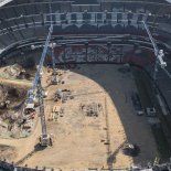 La cancha donde Maradona brilló en 1986 presenta demoras que encienden las alarmas de la organización. La cancha donde Maradona brilló en 1986 presenta demoras que encienden las alarmas de la organización.