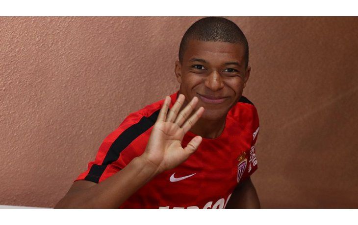 En una extraña operación, PSG cerró llegada de Mbappé