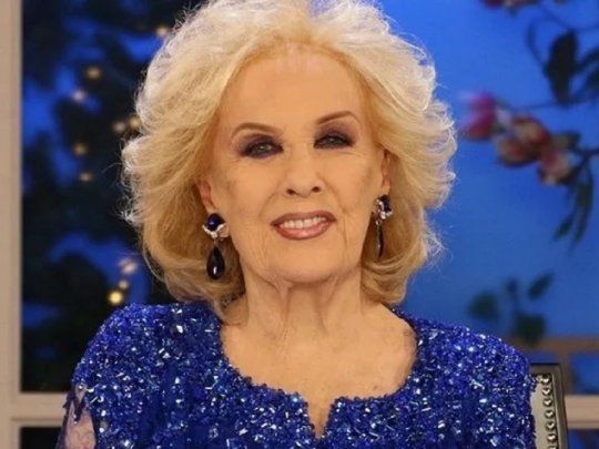 Mirtha habló de la salud de la Reina Isabel II horas antes de su fallecimiento.