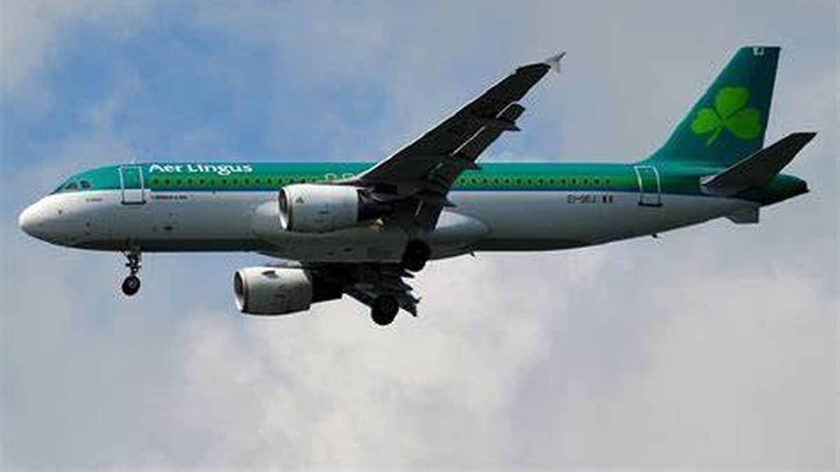 What are the requirements to apply for the Working Holiday visa and emigrate to Ireland from Argentina 2024