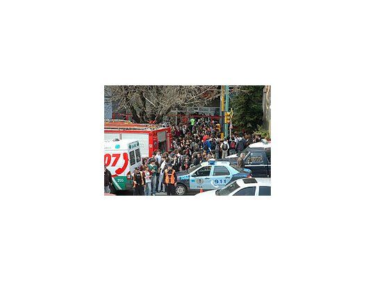 Escape de gas en un colegio de Recoleta: al menos 27 alumnos hospitalizados